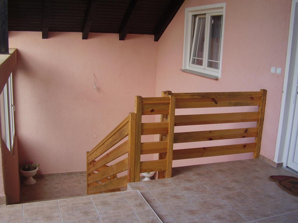 Apartman & Sobe Orhideja Smoljanac Bilik gambar