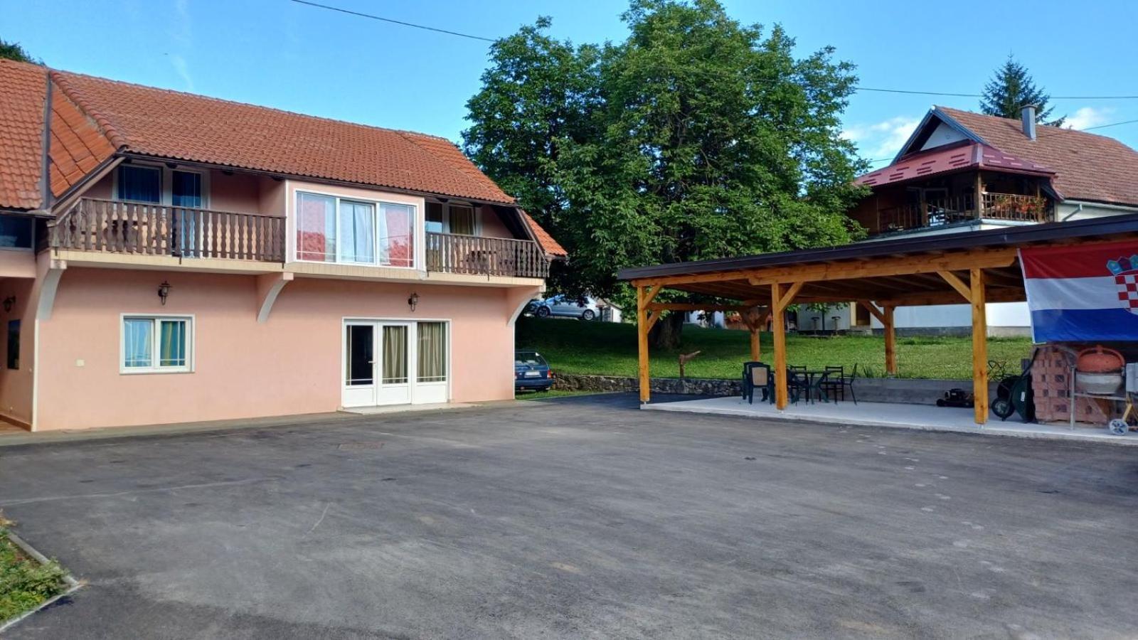 Apartman & Sobe Orhideja Smoljanac Luaran gambar
