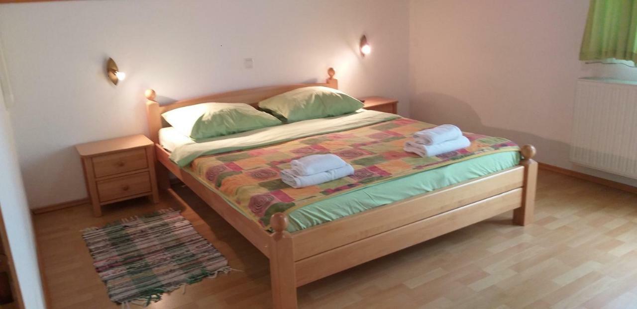 Apartman & Sobe Orhideja Smoljanac Luaran gambar