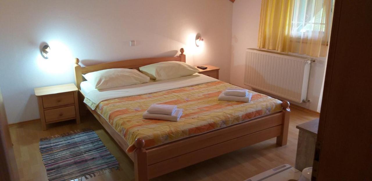 Apartman & Sobe Orhideja Smoljanac Luaran gambar