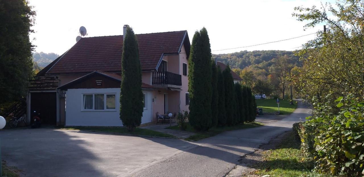 Apartman & Sobe Orhideja Smoljanac Luaran gambar